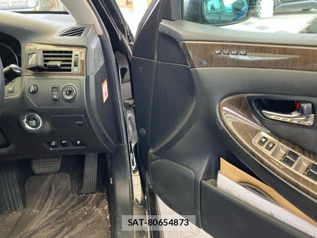 Toyota CROWN MAJESTA 2007-03 7722149-13