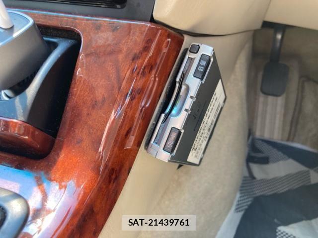 Toyota CROWN MAJESTA 2000-05 7902445-19