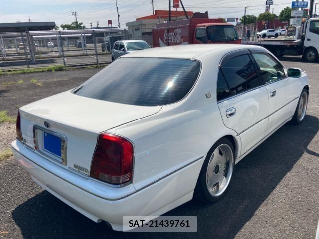 Toyota CROWN MAJESTA 2000-05 7902445-2