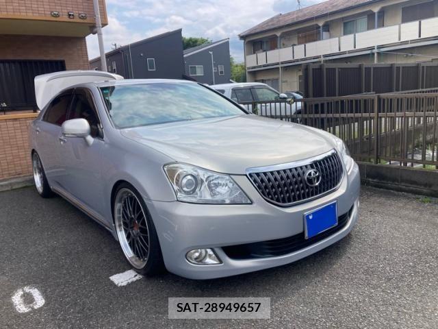 Toyota CROWN MAJESTA 2011-09 7961026-2