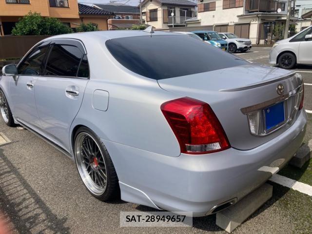 Toyota CROWN MAJESTA 2011-09 7961026-5