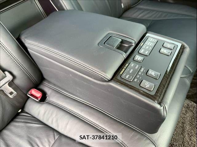 Toyota CROWN MAJESTA 2005-11 8034999-15