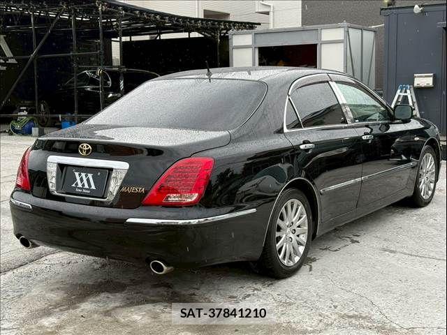 Toyota CROWN MAJESTA 2005-11 8034999-4