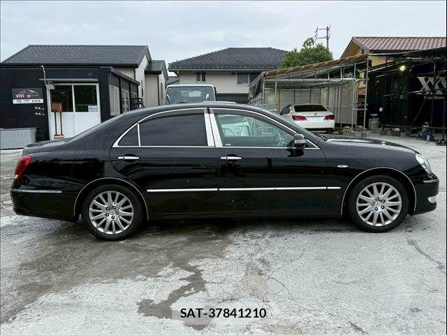 Toyota CROWN MAJESTA 2005-11 8034999-6