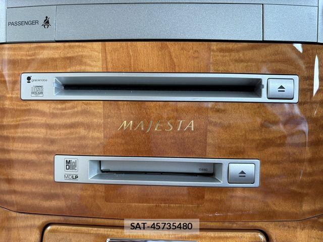 Toyota CROWN MAJESTA 2006-10 8073359-8
