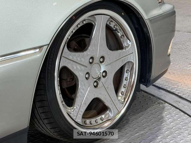 Toyota CROWN MAJESTA 1999-11 8145619-19