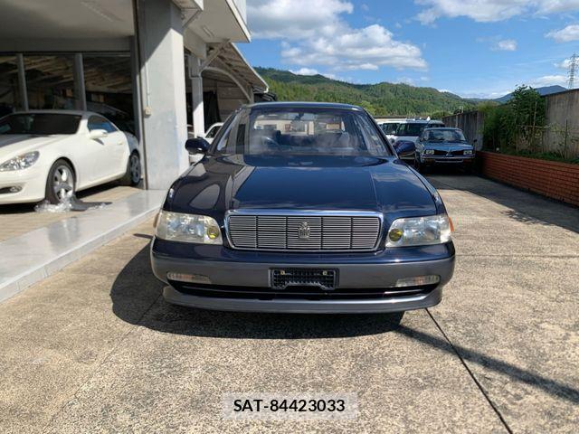 Toyota CROWN MAJESTA 1992-02 8207004-10