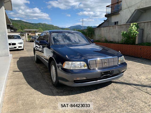 Toyota CROWN MAJESTA 1992-02 8207004-3