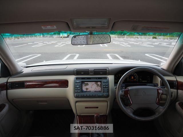 Toyota CROWN MAJESTA 2000-06 8229373-13
