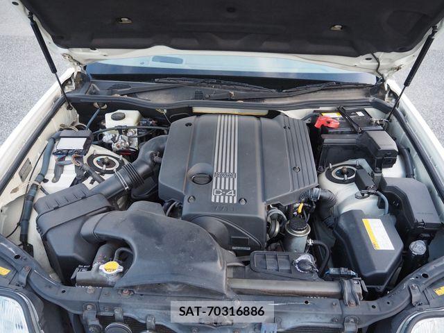 Toyota CROWN MAJESTA 2000-06 8229373-26