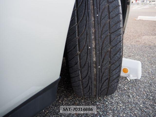 Toyota CROWN MAJESTA 2000-06 8229373-28