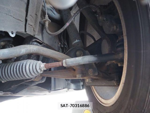 Toyota CROWN MAJESTA 2000-06 8229373-29