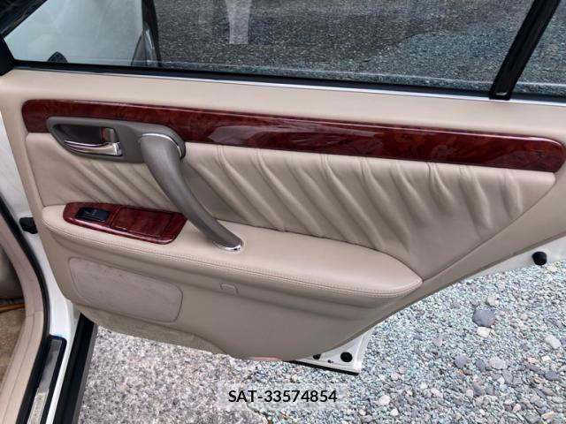 Toyota CROWN MAJESTA 2003-12 8229377-27