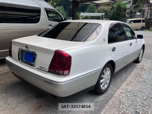 Toyota CROWN MAJESTA 2003-12 8229377-4