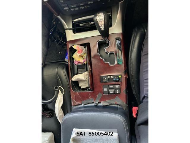 Toyota CROWN MAJESTA 2010-07 8229375-13