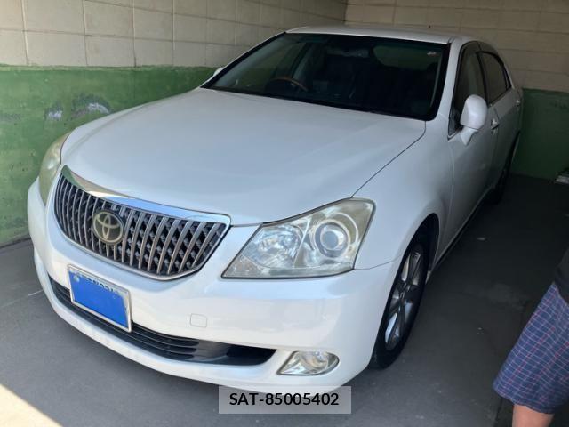 Toyota CROWN MAJESTA 2010-07 8229375-2