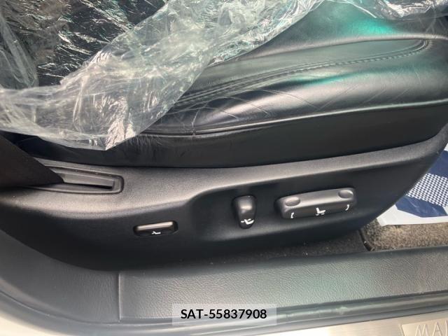 Toyota CROWN MAJESTA 2004-10 8244900-19