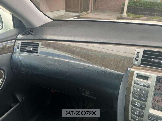 Toyota CROWN MAJESTA 2004-10 8244900-27