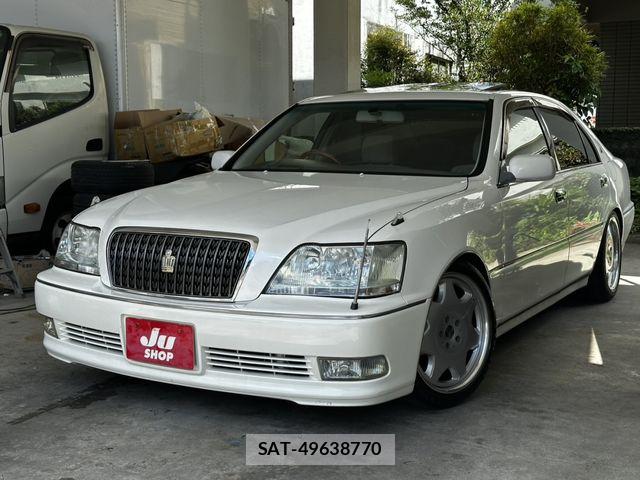 Toyota CROWN MAJESTA 2003-11 8335333-0