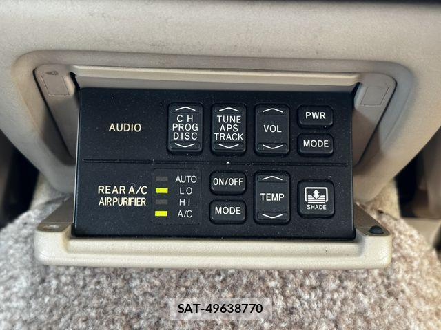 Toyota CROWN MAJESTA 2003-11 8335333-13