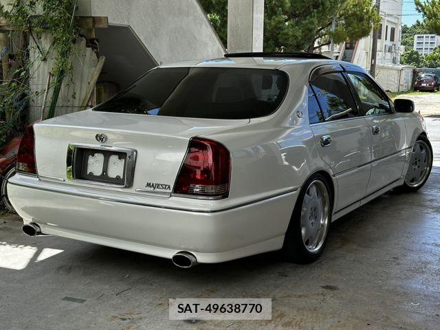 Toyota CROWN MAJESTA 2003-11 8335333-3