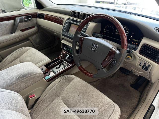 Toyota CROWN MAJESTA 2003-11 8335333-7
