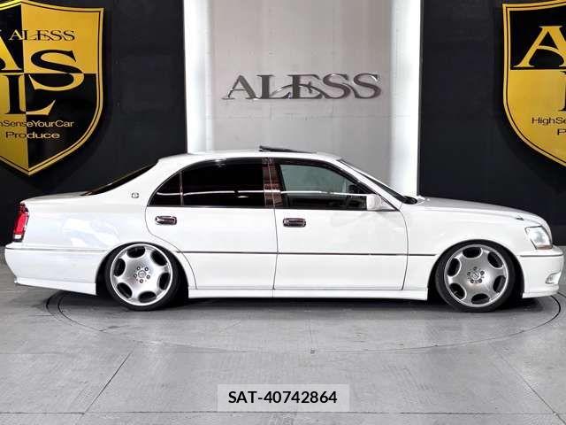 Toyota CROWN MAJESTA 1999-10 8335329-11