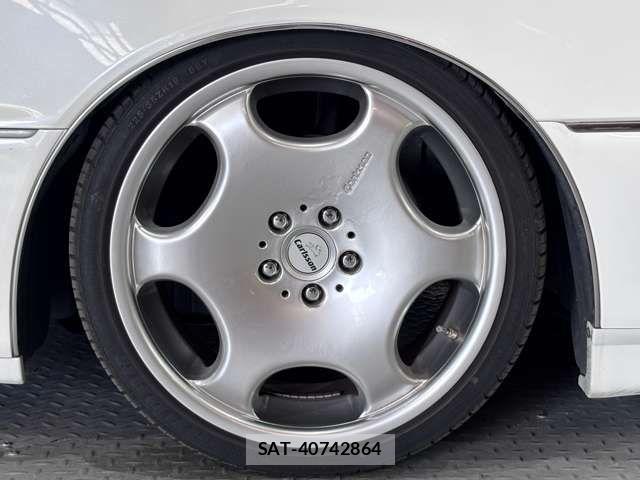 Toyota CROWN MAJESTA 1999-10 8335329-17