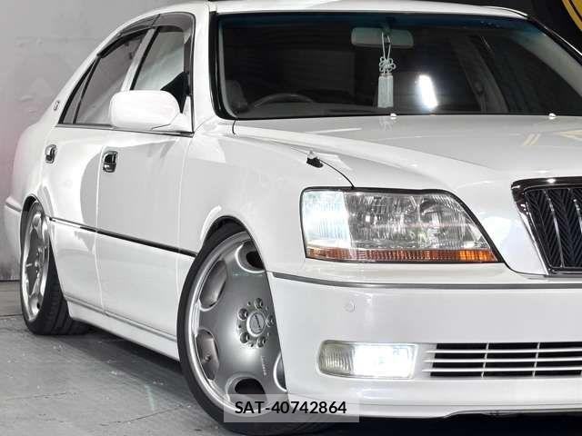 Toyota CROWN MAJESTA 1999-10 8335329-2