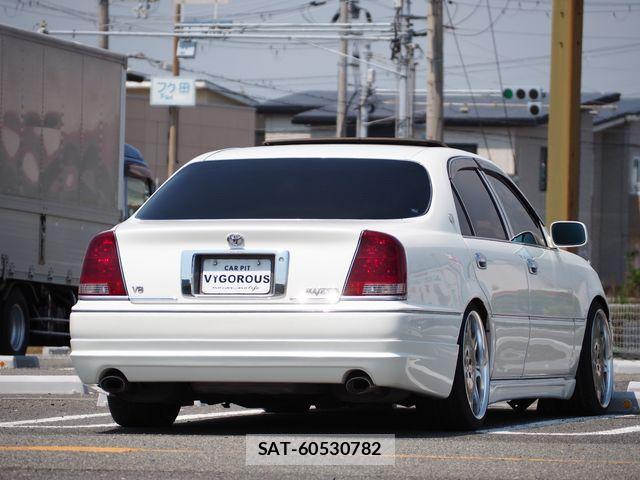 Toyota CROWN MAJESTA 2002-07 8335330-12