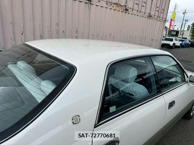 Toyota CROWN MAJESTA 1996-01 8354208-19