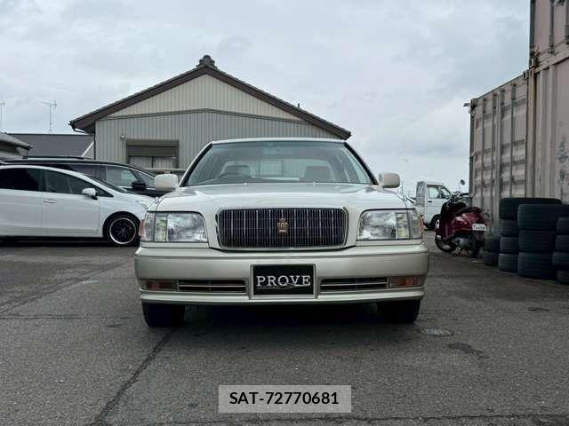 Toyota CROWN MAJESTA 1996-01 8354208-8