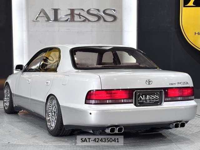 Toyota CROWN MAJESTA 1993-05 8457214-11
