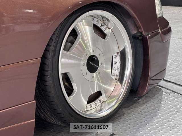 Toyota CROWN MAJESTA 1995-07 8485201-18