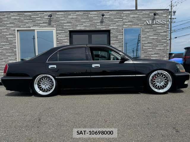 Toyota CROWN MAJESTA 2000-07 8561531-14