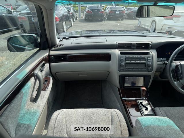 Toyota CROWN MAJESTA 2000-07 8561531-16