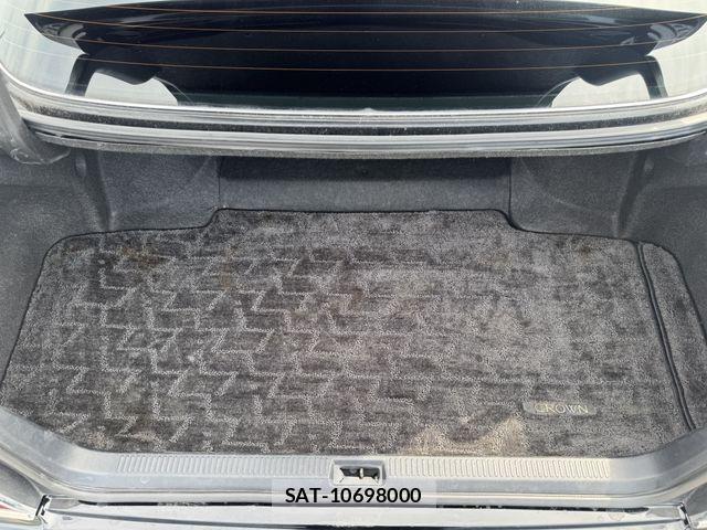 Toyota CROWN MAJESTA 2000-07 8561531-27