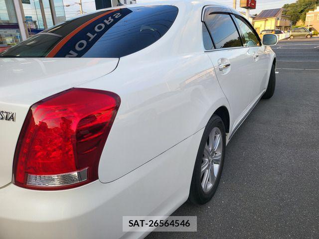 Toyota CROWN MAJESTA 2010-03 8658535-19