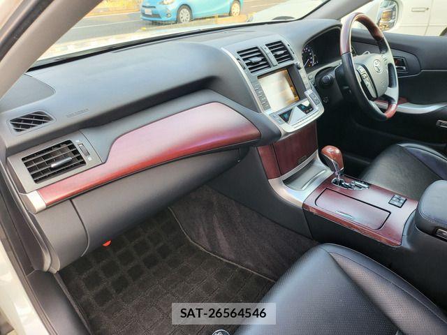 Toyota CROWN MAJESTA 2010-03 8658535-3