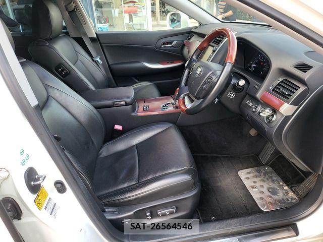 Toyota CROWN MAJESTA 2010-03 8658535-7