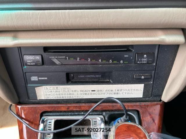 Toyota CROWN MAJESTA 1999-11 8779840-15