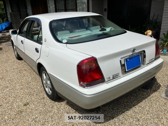 Toyota CROWN MAJESTA 1999-11 8779840-1