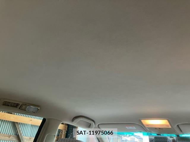 Toyota CROWN MAJESTA 2001-10 8779839-11