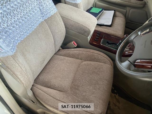 Toyota CROWN MAJESTA 2001-10 8779839-13
