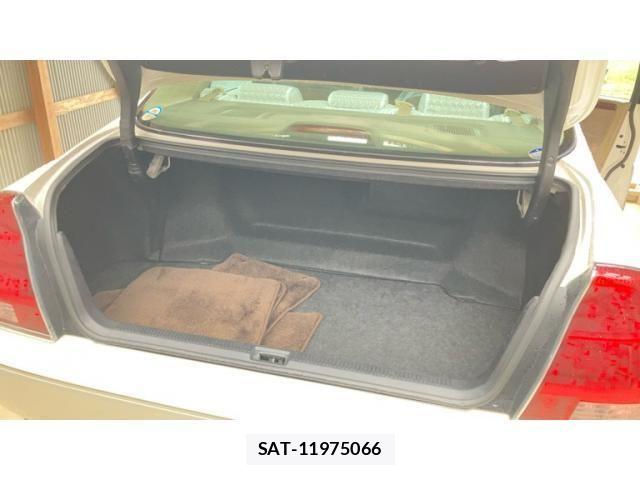 Toyota CROWN MAJESTA 2001-10 8779839-23