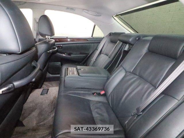 Toyota CROWN MAJESTA 2008-09 8879219-10