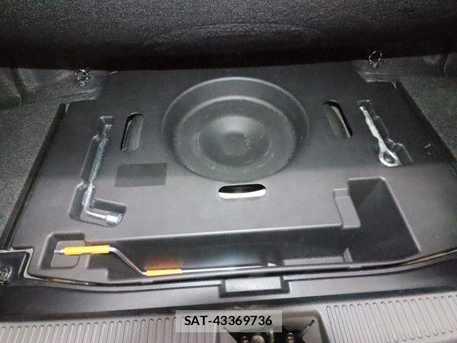 Toyota CROWN MAJESTA 2008-09 8879219-13