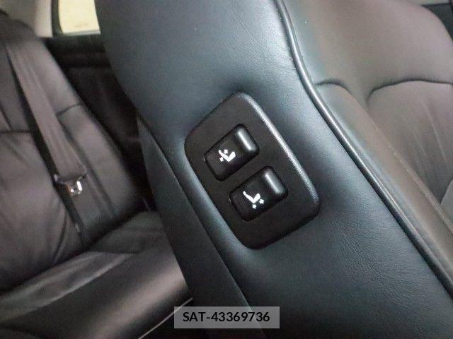 Toyota CROWN MAJESTA 2008-09 8879219-6