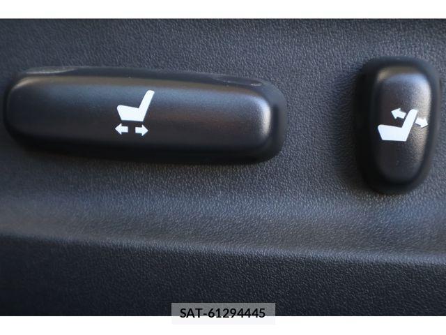 Toyota CROWN MAJESTA 2005-10 1345721-3