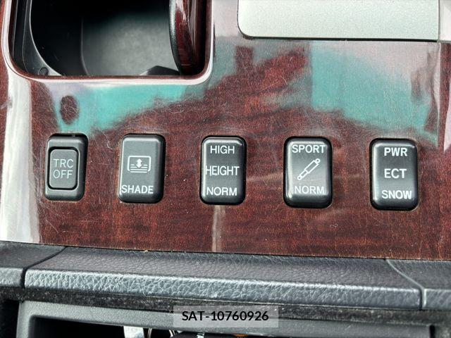 Toyota CROWN MAJESTA 2006-11 1624184-10